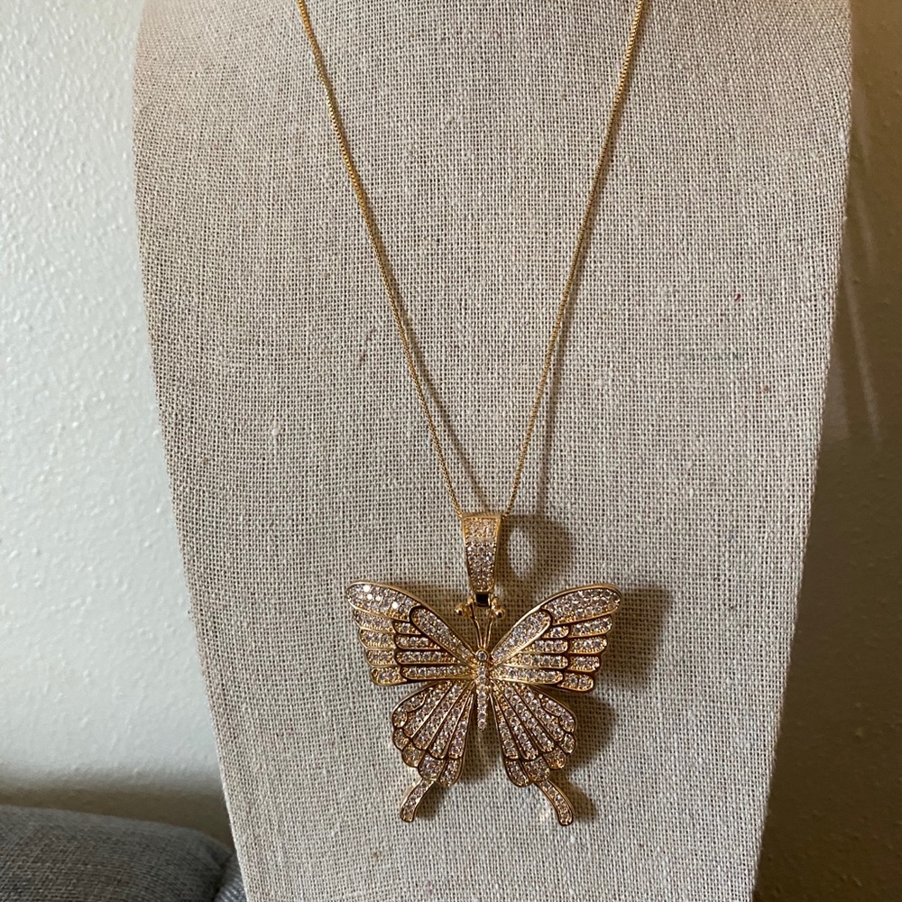 Beautiful Butterfly Necklace